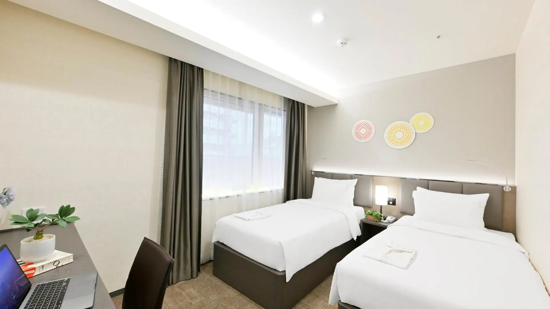 Holiday Inn & Suites Shin Osaka By Ihg
