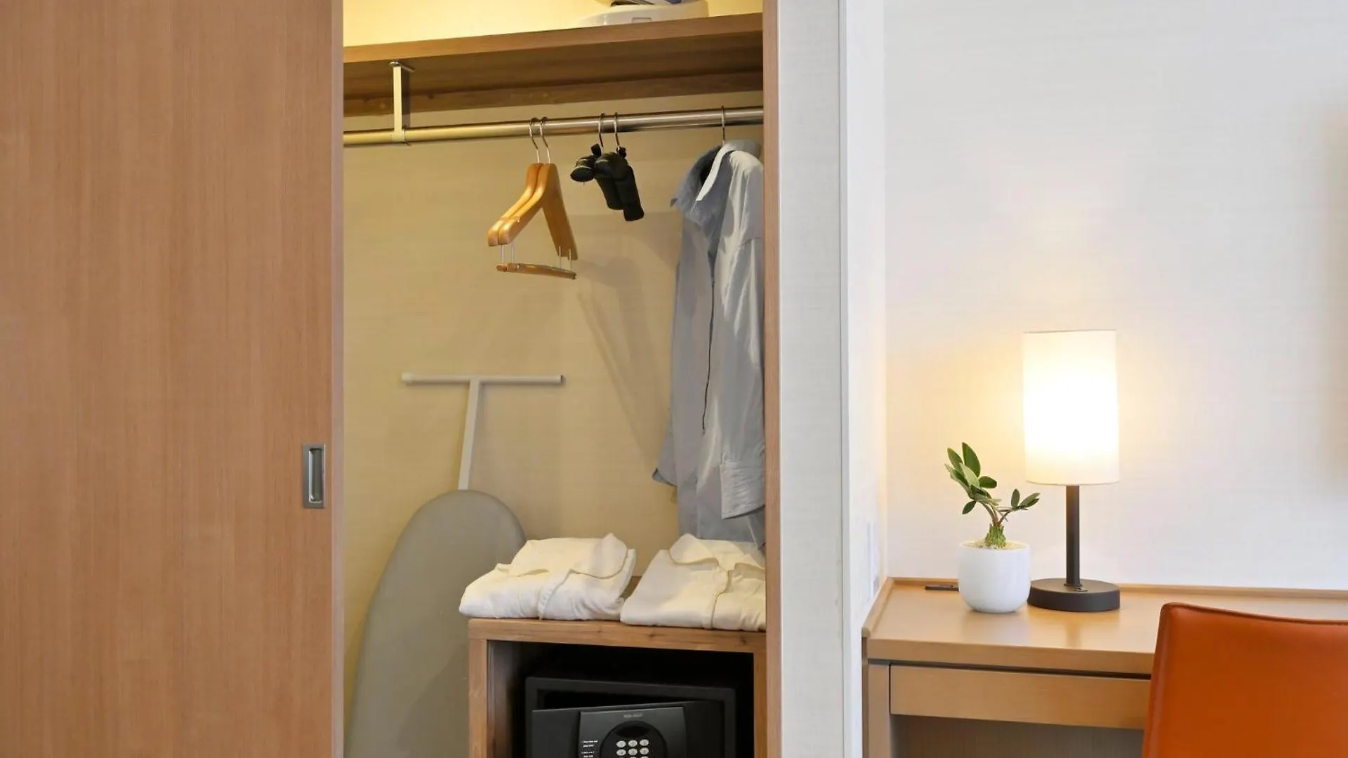 Holiday Inn & Suites Shin Osaka By Ihg