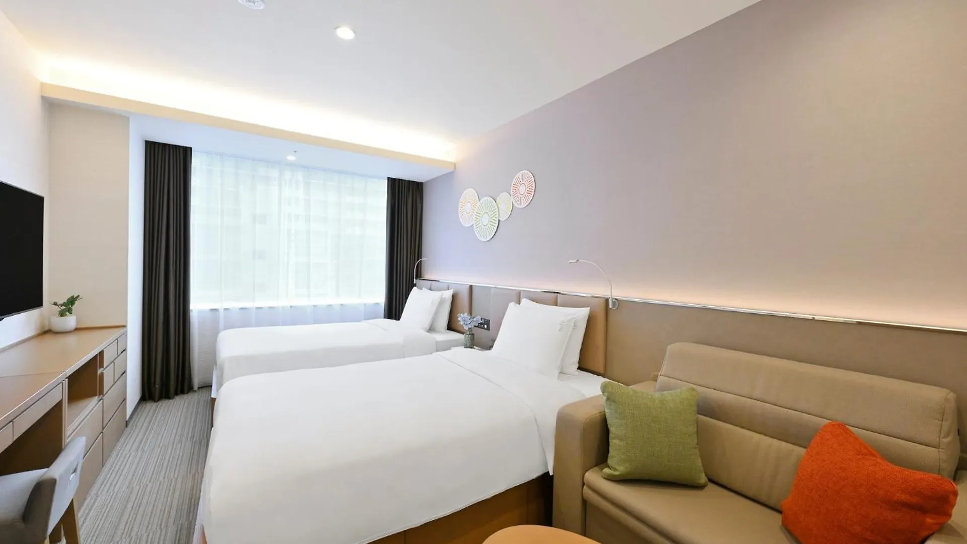 Holiday Inn & Suites Shin Osaka By Ihg