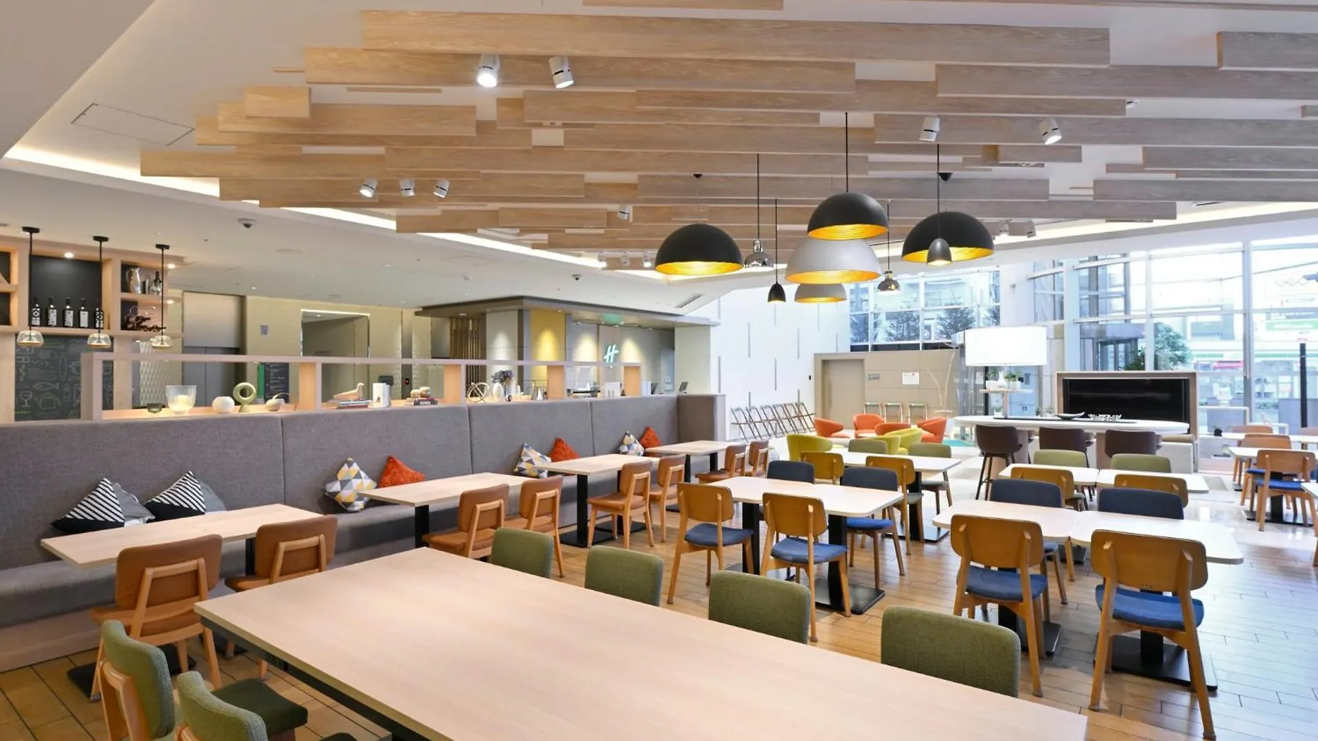 Holiday Inn & Suites Shin Osaka By Ihg Hotel