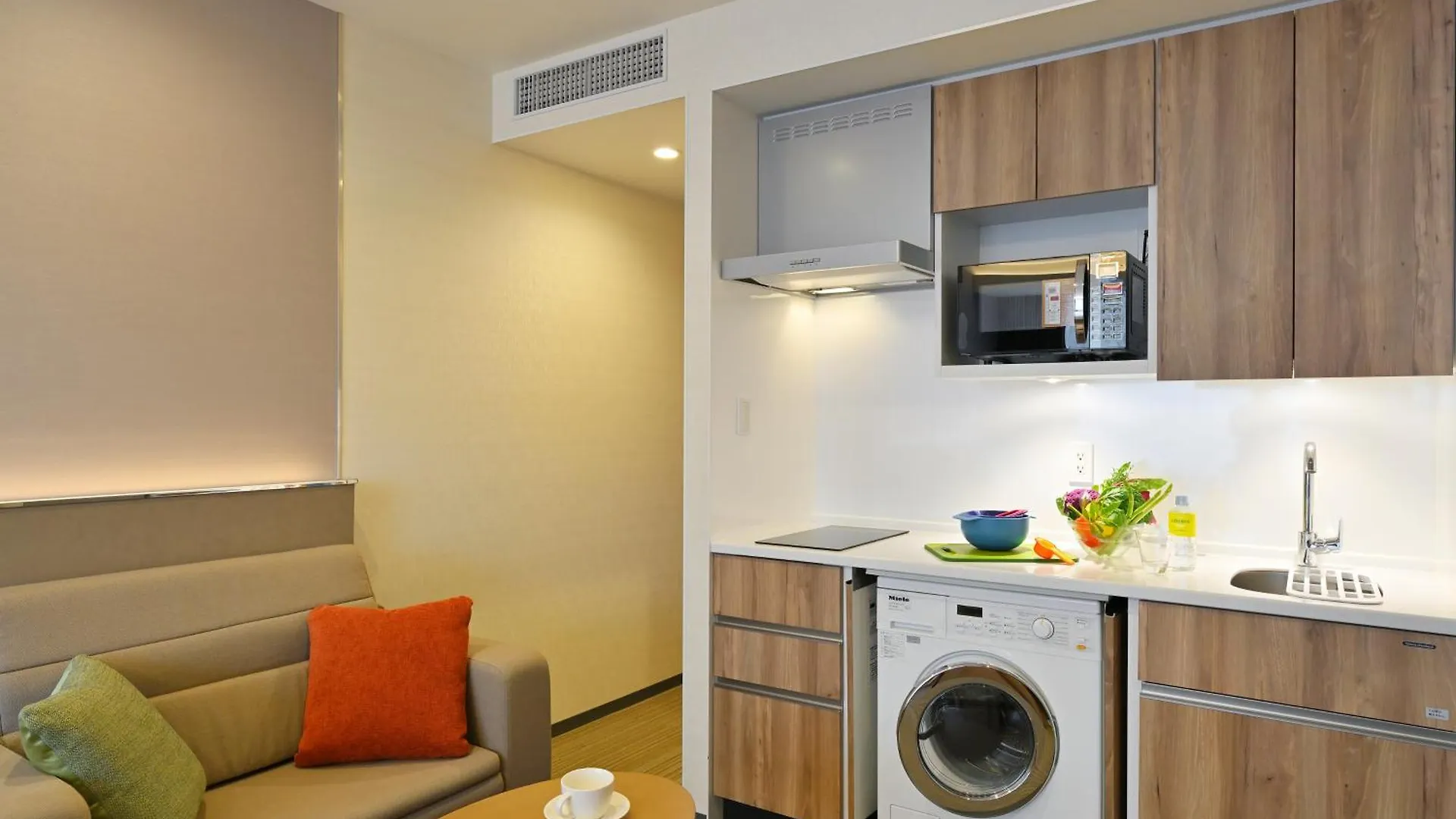 Hotel Holiday Inn & Suites Shin Osaka By Ihg