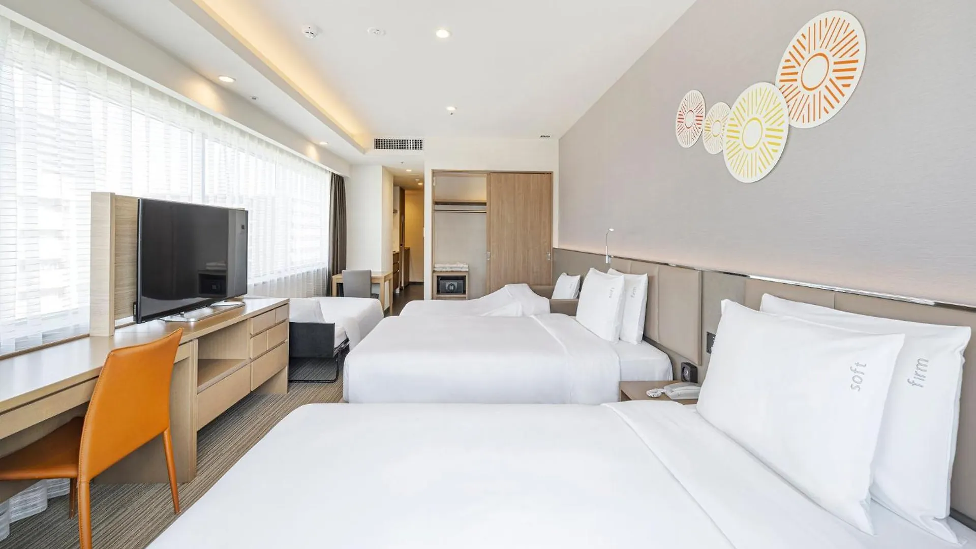 Holiday Inn & Suites Shin Osaka By Ihg Hotel